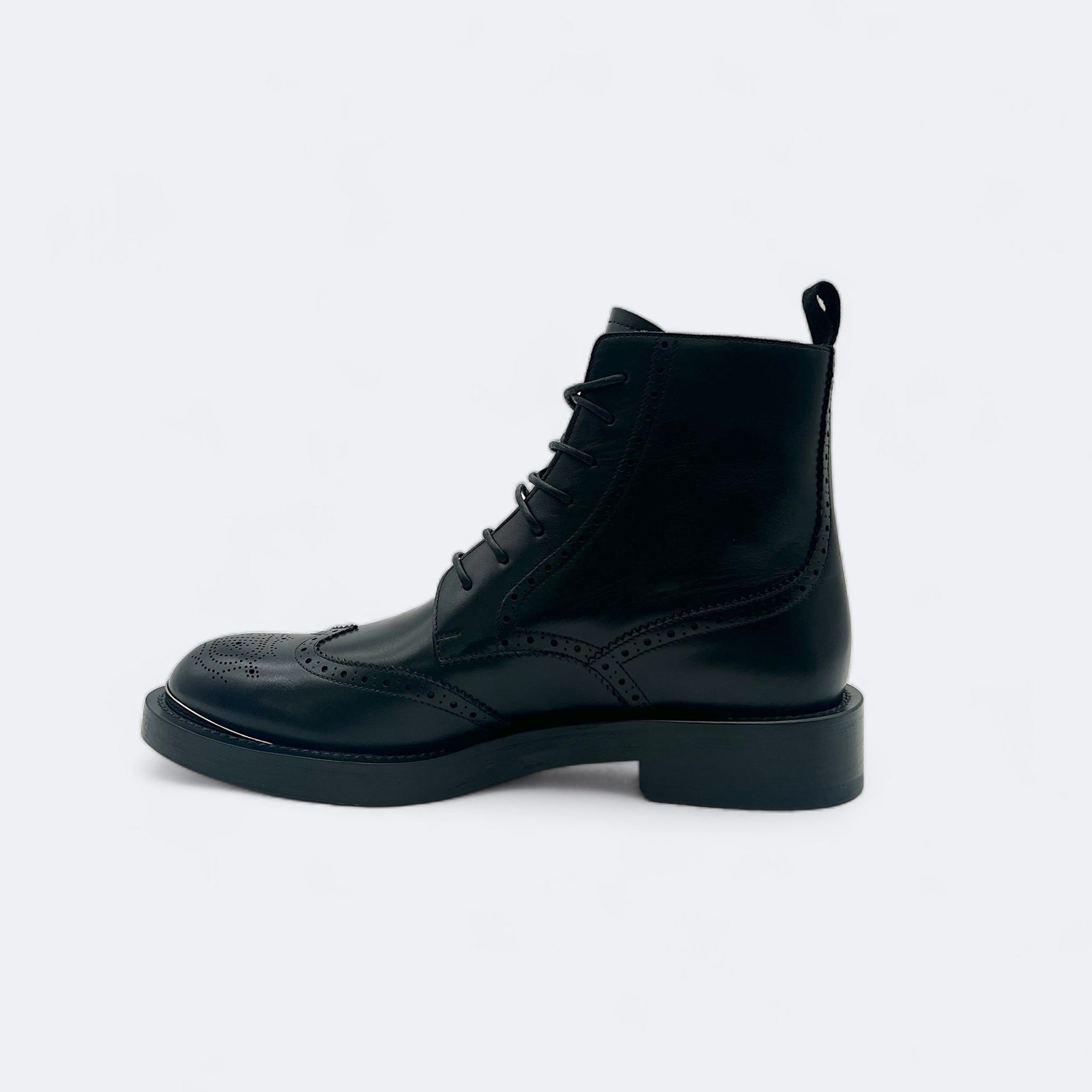 DIOR | Evidence Lace-Up Boots